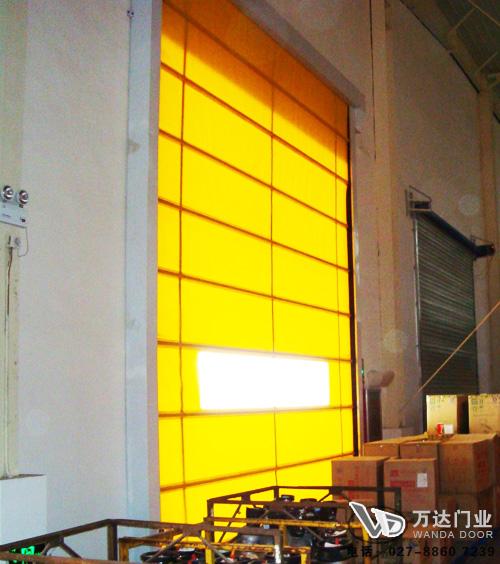 三都镇工厂堆积门